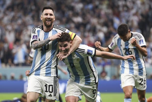 У Аргентины новый супергерой! Альварес и Месси вынесли Хорватию в полуфинале ЧМ-2022 - «Новости спорта»
