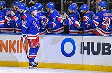 Передача и два гола российских игроков помогли «Рейнджерс» победить в матче НХЛ - «Хоккей»