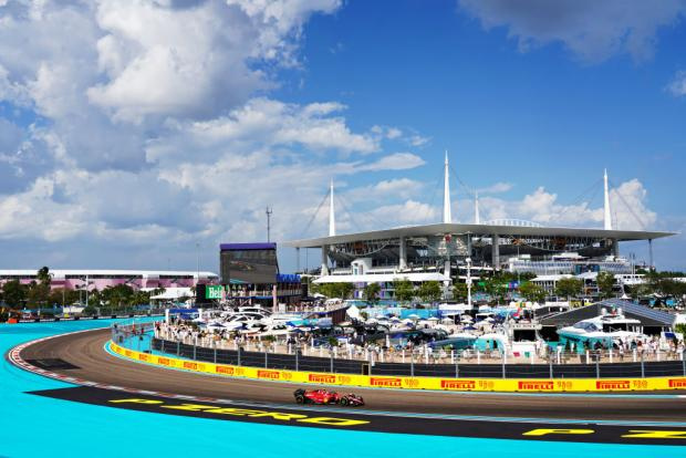 Гран-при Майами: Хюлкенберг и Леклер прибавили работы механикам - «Формула-1»