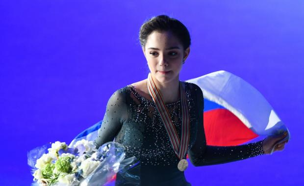 Фигуристы сборной хитростью обошли запрет на флаг России. Секрет раскрыла Медведева - «Фигурное катание»
