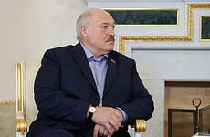 Лукашенко обратился к запретившим участие россиян и белорусов организациям - «Летние виды»