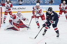 «Металлург» выиграл первый матч финальной серии Кубка Гагарина - «Хоккей»