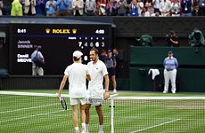 Медведев обыграл первую ракетку мира и вышел в полуфинал Уимблдона - «Летние виды»