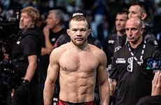 Петр Ян прервал серию из поражений в UFC - «Бокс и ММА»