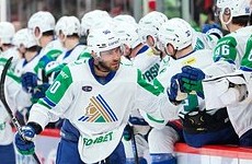 Лучшего бомбардира КХЛ отстранили на два матча за неявку на церемонию закрытия сезона - «Хоккей»