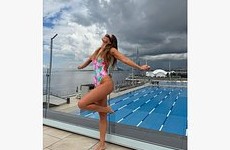 Ефимова показала фигуру в купальнике - «Летние виды»