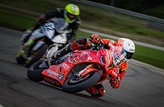 Итальянский мотогонщик умер от полученных во время гонки травм - «Летние виды»