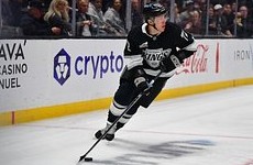 Панарин сделал две голевые передачи в дебютном матче за «Лос-Анджелес» - «Хоккей»