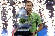 Медведев восьмым в истории добрался до отметки в 50 миллионов долларов призовых - «Летние виды»