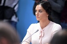 На Исинбаеву подали в суд из-за долгов по ЖКХ - «Летние виды»