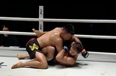 Российский боец проиграл китайцу нокаутом в чемпионском бою на турнире ONE - «Бокс и ММА»