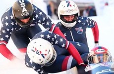 Трое американских бобслеистов выпали из саней на Кубке мира - «Зимние виды»